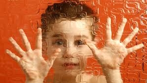 علاج السلوك الإستحواذى و النمطى لدى الأطفال التوحدين 